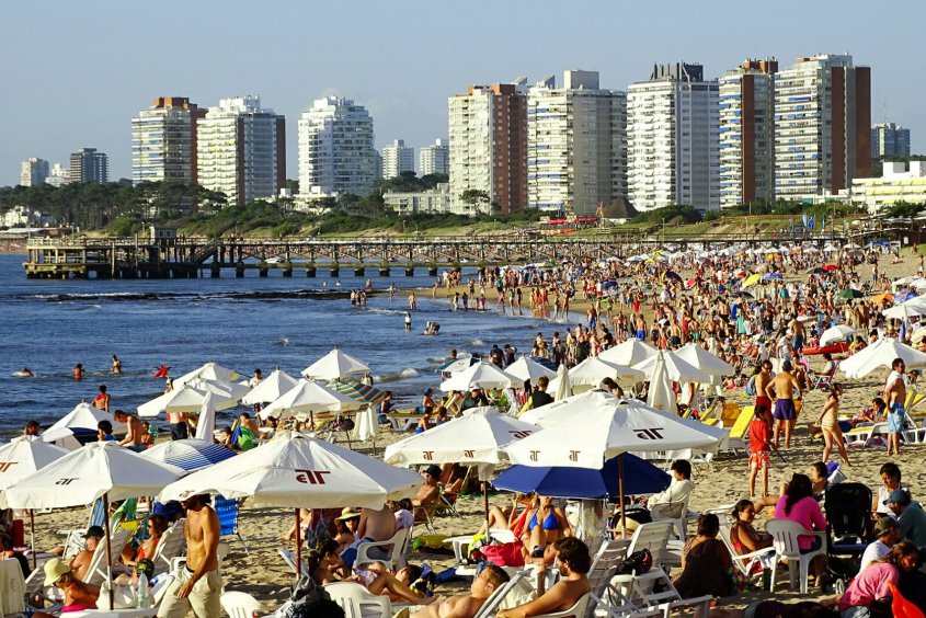 Uruguay registra cifra de turistas “más grande de la historia”