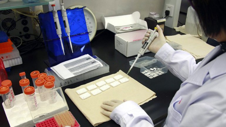 China desarrolló polémicos embriones humanos inmunes al VIH