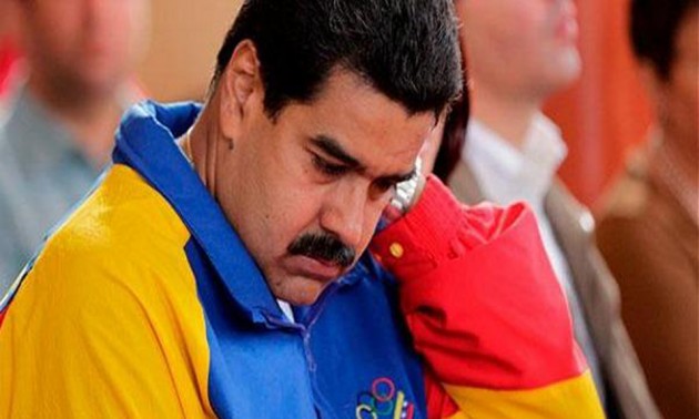 Crisis en Venezuela: Maduro pide a las mujeres usar menos el secador de pelo