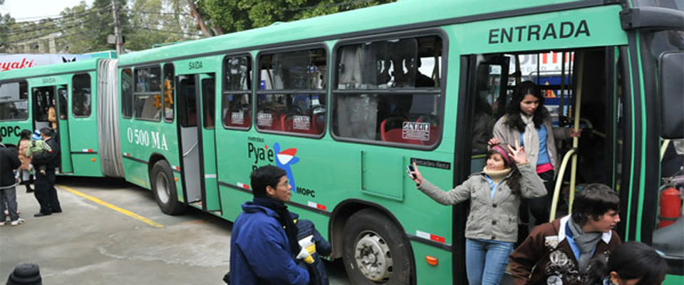 Según MOPC el proyecto metrobús no está obligado a ser eléctrico