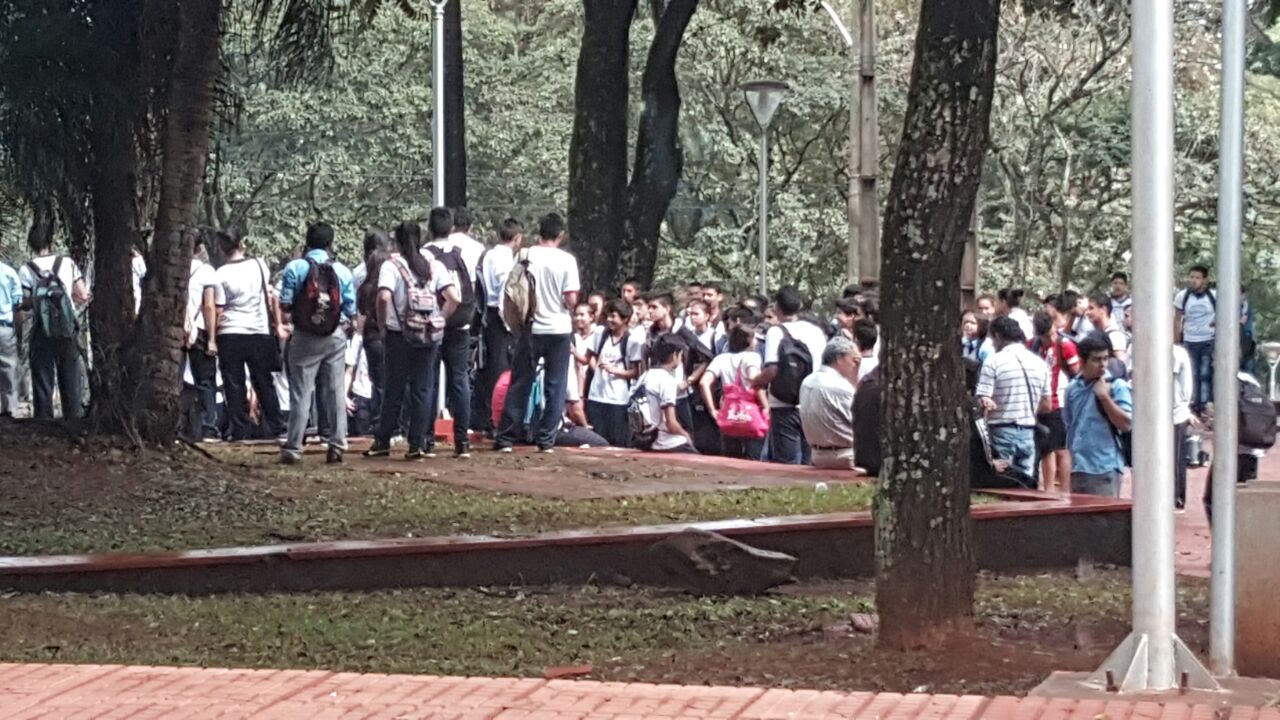 Estudiantes del Este también marcharán pidiendo la renuncia de Marta Lafuente