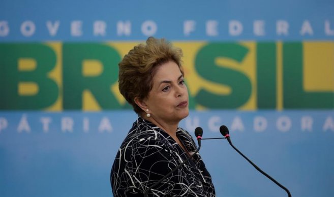 Senado inicia la sesión que puede separar a Rousseff del poder