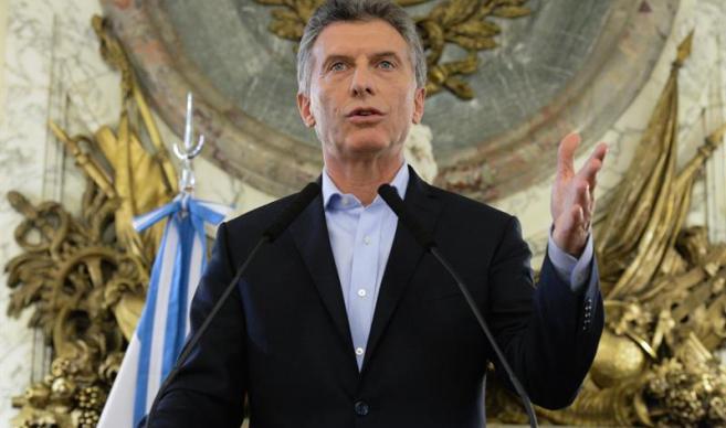 Presidente argentino anuncia veto a la ley para frenar despidos