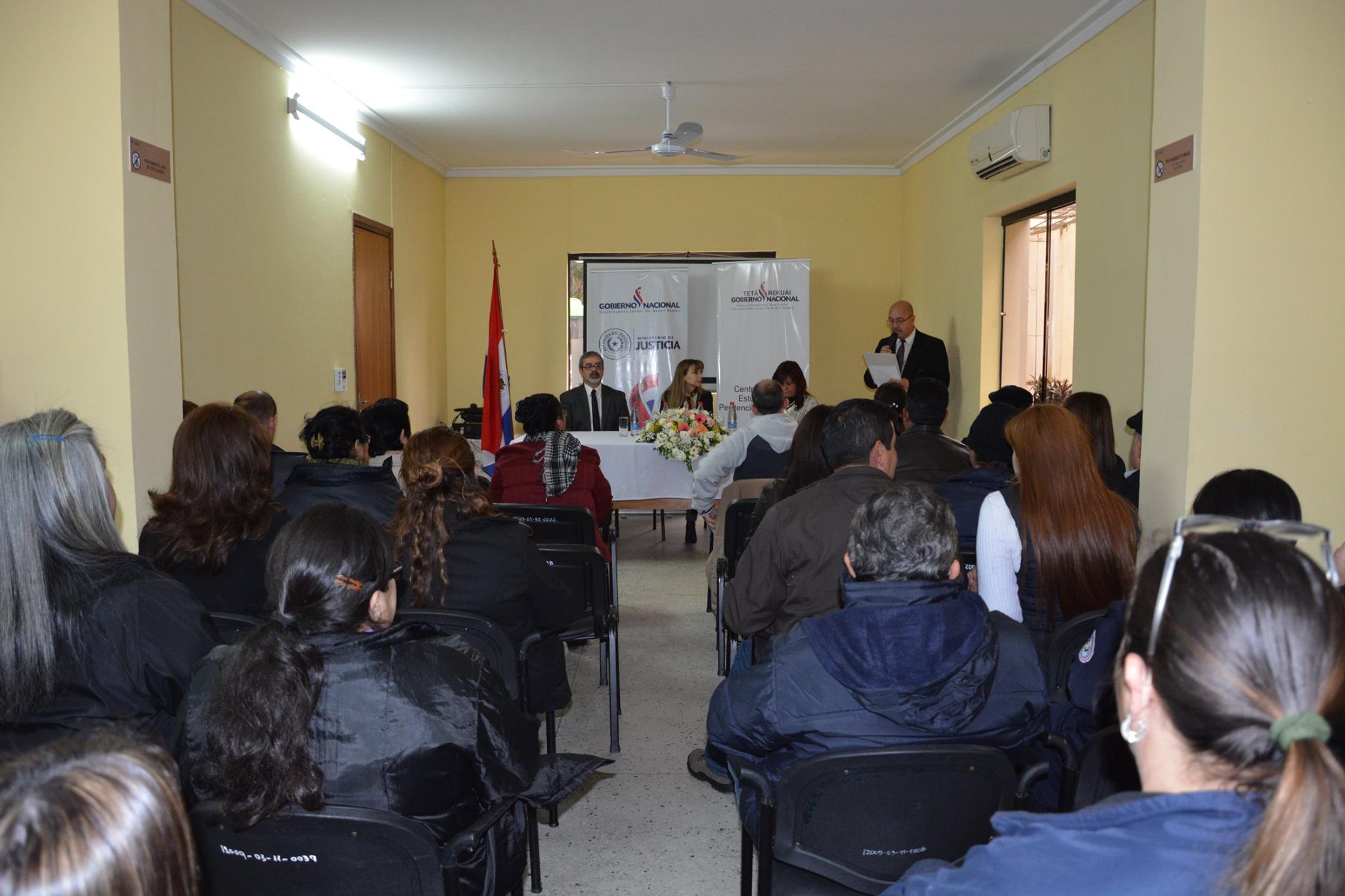 Realizan conferencia audiovisual “Paraguay Poderoso” dirigido a guardias penitenciarios