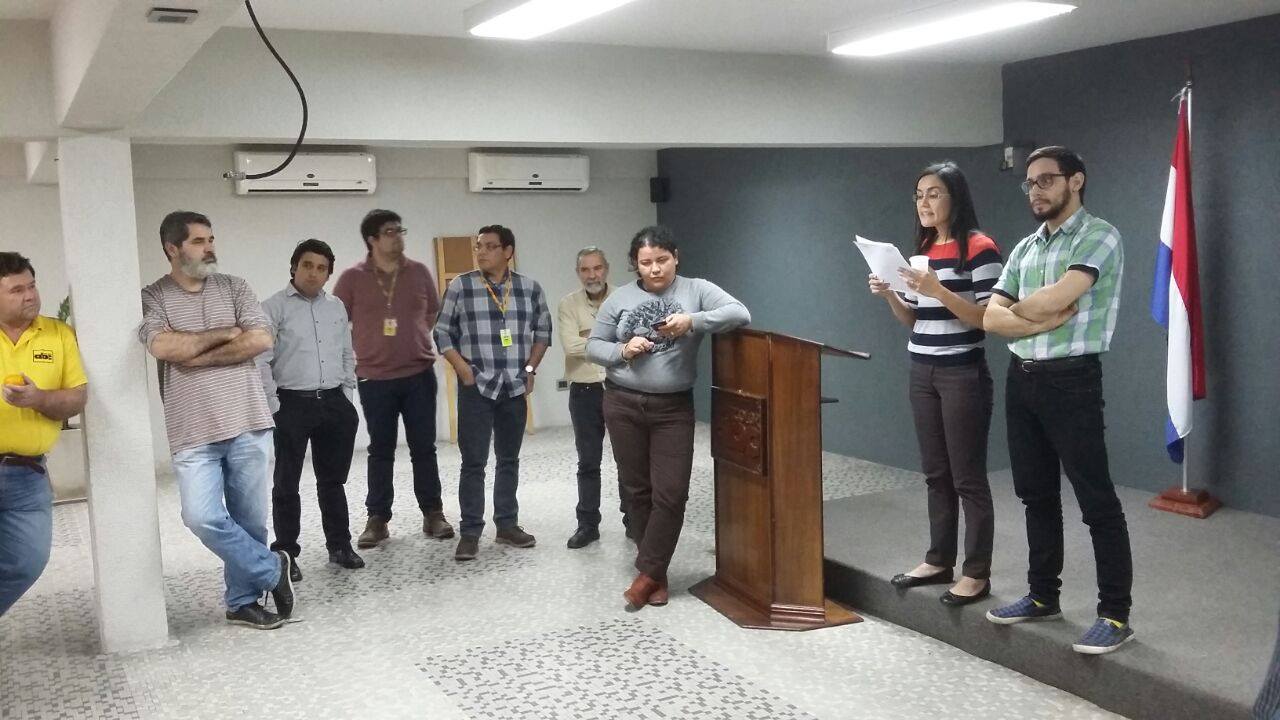 Crisis en ABC: Periodistas denuncian censura y condiciones para manifestarse