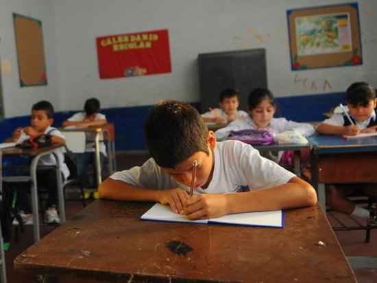 Es muy difícil que en el año 2020 se pueda retornar a las aulas, sostiene educador