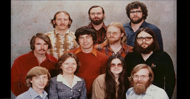 ¿Que pasó de los pioneros que aparecen en la primera foto de Microsoft?