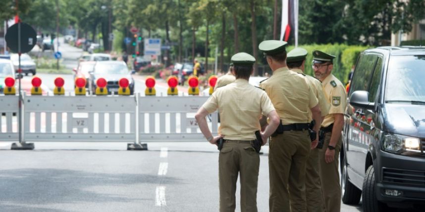 Un hombre inicia tiroteo en hospital de Berlín y luego se suicida