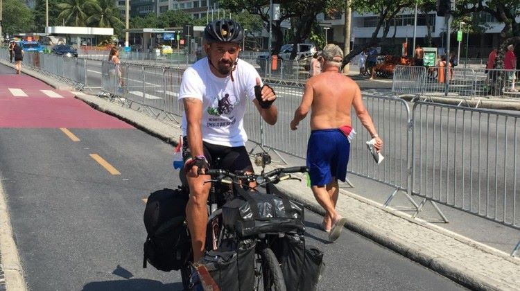 “El loco de la vida” cumplió el desafío -A Río en Bici-