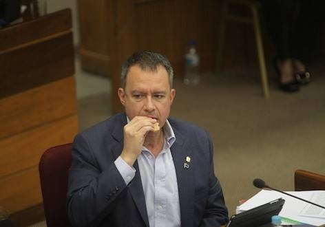 Senador dice que no se sabe cómo se gasta el dinero destinado a FTC