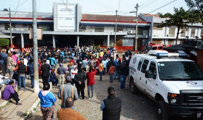 Asesinato y amotinamiento en la Penitenciaría de Tacumbú