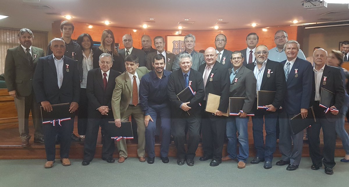 A 40 años del gran logro, Junta Municipal de Asunción distinguió a Vicecampeones Universitarios del 76