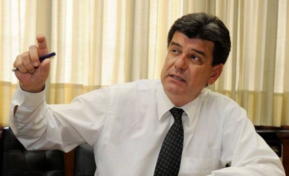 Efraín instará a rechazar ampliación presupuestaria en Senadores