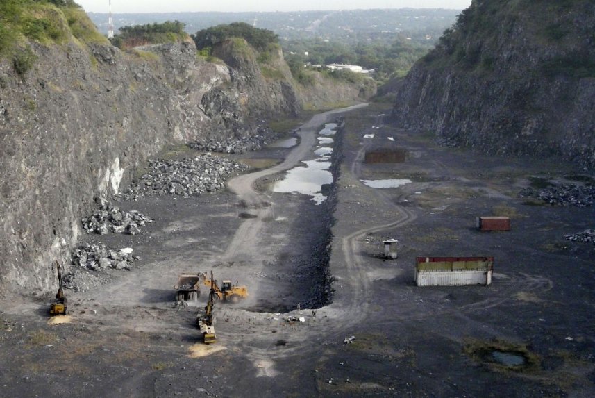 Toman el Cerro Ñemby, piden traspaso oficial del Cerro al municipio