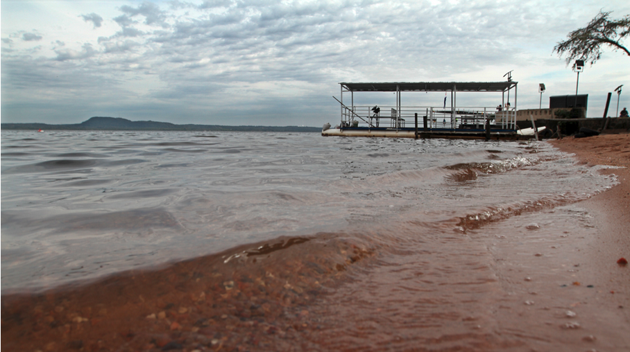 Presentan avances en obras de recuperación del lago Ypacaraí