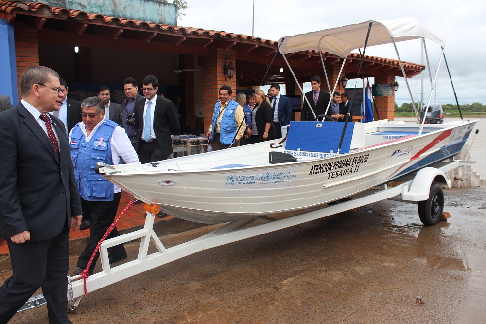 APS recibe lancha para asistencia integral a pobladores de Alberdi