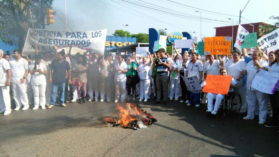 Nueva movilización de enfermeros