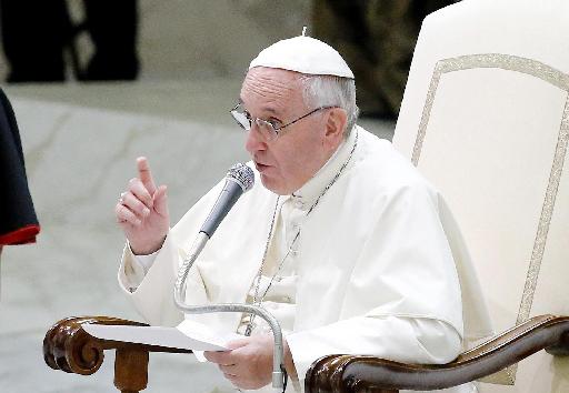 El papa dice que los religiosos “que viven como ricos” dañan a la Iglesia