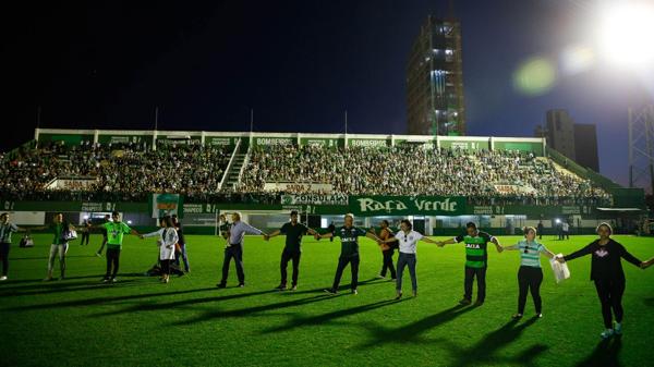 El Chapecoense quiere despedir a las víctimas de la tragedia con un velorio colectivo en su estadio