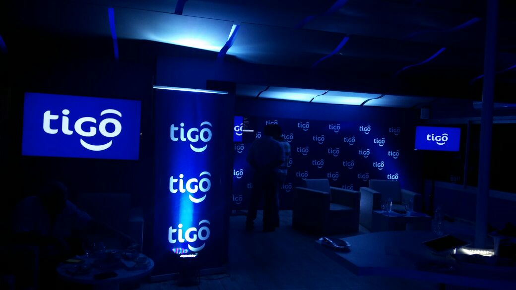 Tigo premia a sus clientes por las fiestas