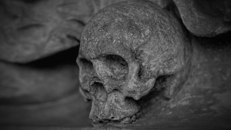 Descubren en Polonia los restos de tres ‘vampiros’