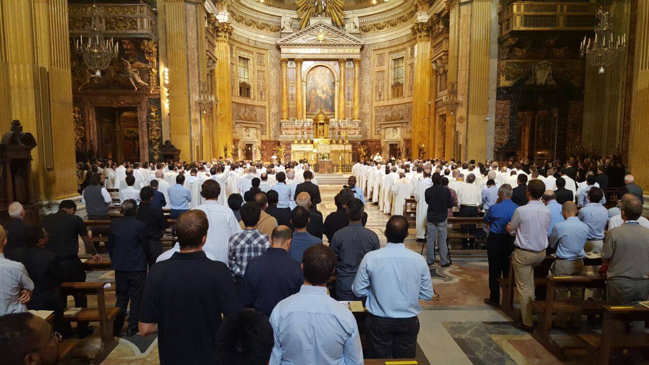 Religiosos de la CONFERPAR piden respetar la Constitución Nacional