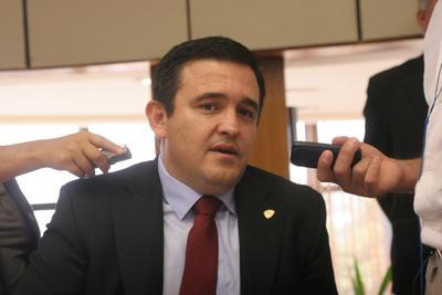 Petta: “Me echaron de la ANR porque no accedí a los chantajes para votar a favor de la enmienda”