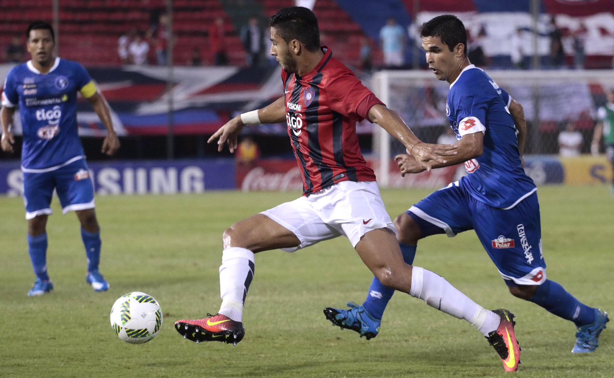 El Ciclón y Sol de América se frenaron