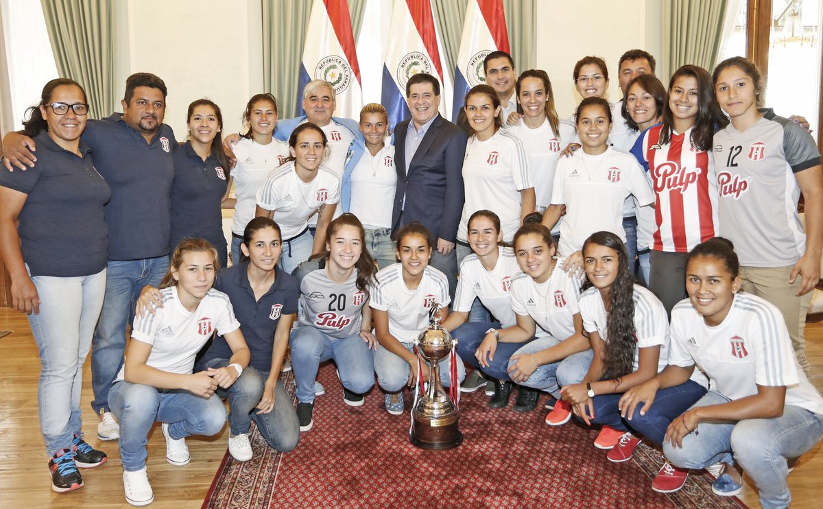 Limpeñas pidieron más apoyo al fútbol femenino