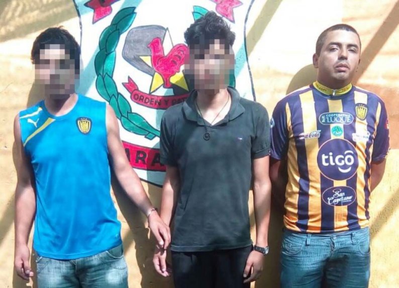 Hinchas de Guaraní fueron emboscados por barras de Luqueño