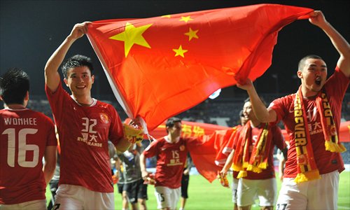 Clubes chinos critican nuevos límites a jugadores extranjeros