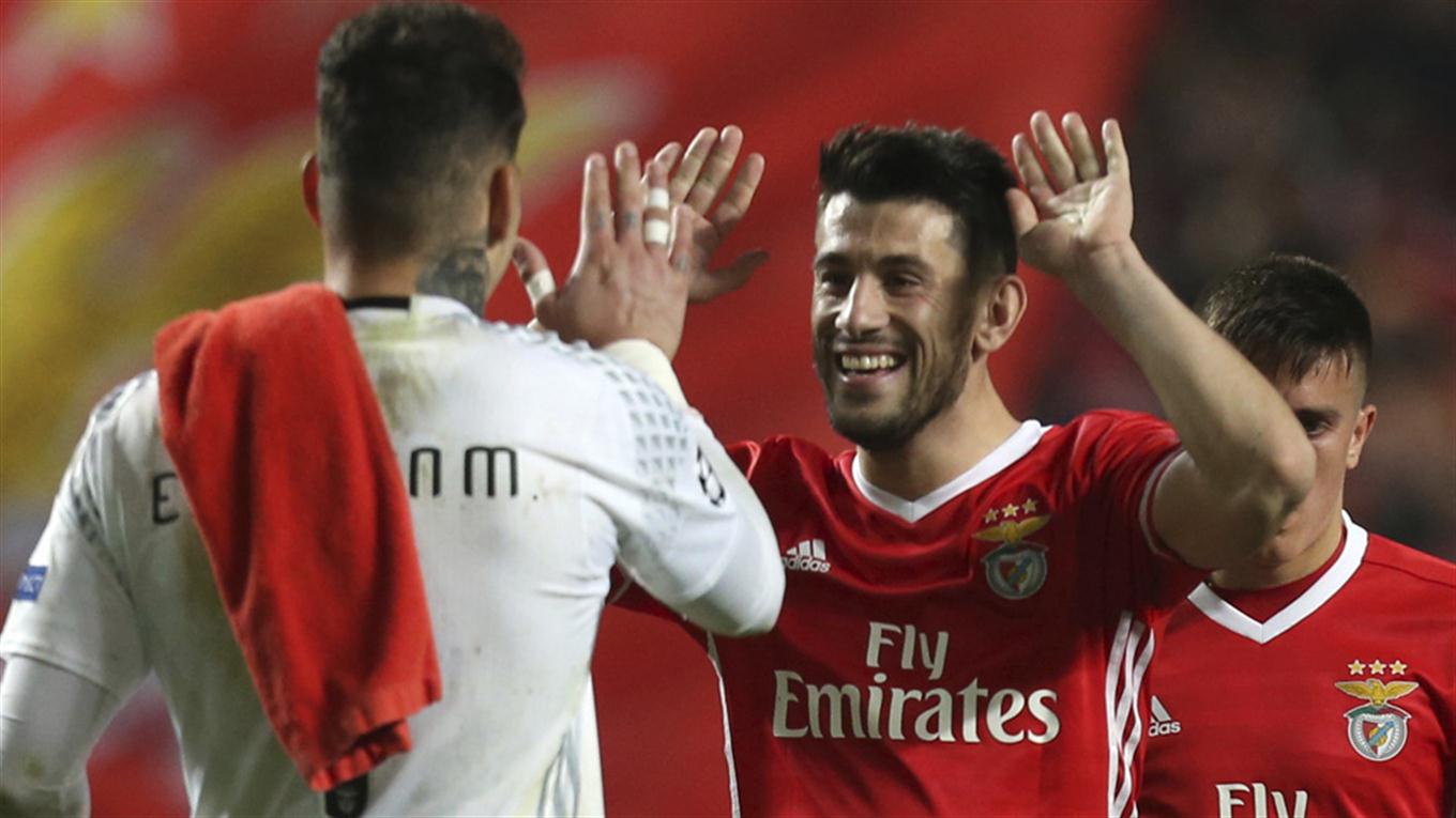 Benfica cortó la racha goleadora de Borussia Dortmund y lo venció por 1-0