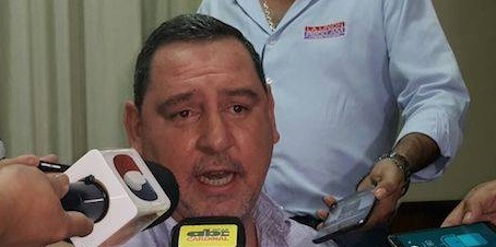 Senadores deben ser desaforados y Acevedo renunciar, dice Zacarías