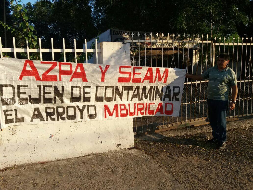 Pobladores temen contaminación del Arroyo Mburicaó