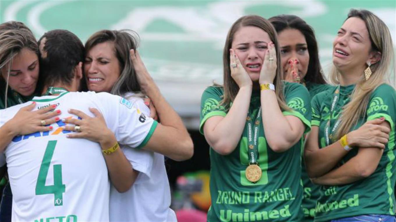 Las viudas de los jugadores fallecidos en el accidente de Chapecoense demandan al club