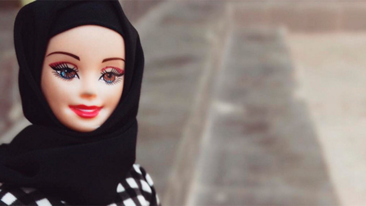 Diseñan velos musulmanes para muñecas barbies