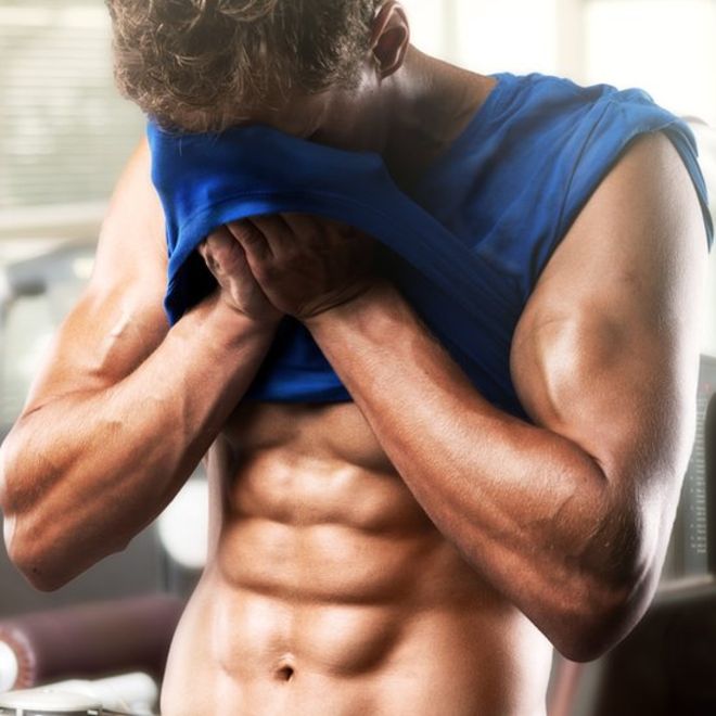 5 de los errores más comunes que cometemos al hacer abdominales