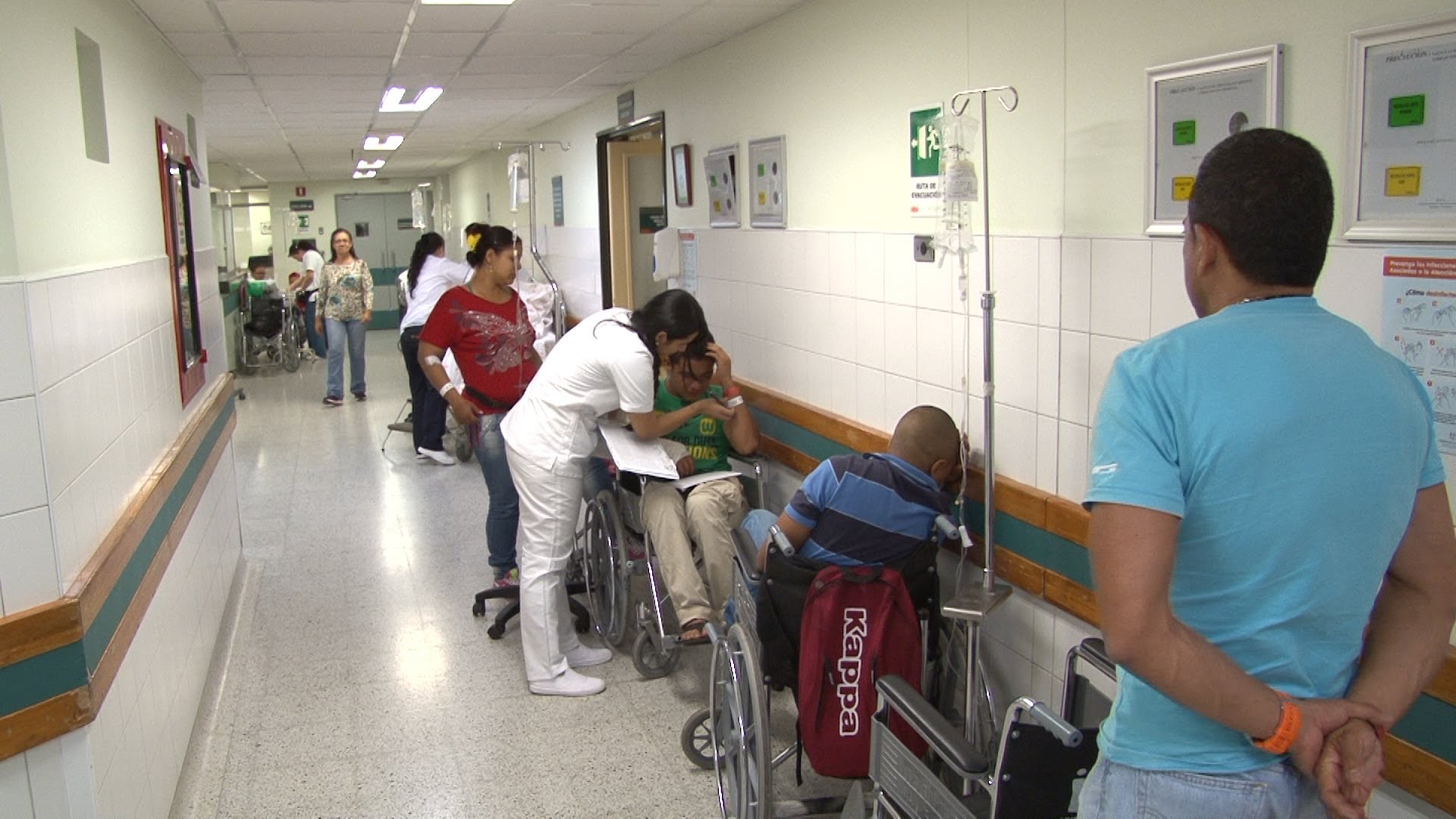Prohíben que médicos utilicen celulares en Urgencias de Hospital Regional de Concepción
