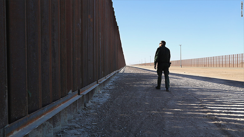Que la frontera inexpugnable: El muro de Trump medirá 9 metros de altura