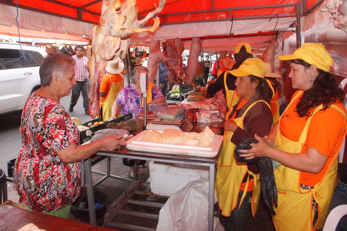 Inició la Feria “De la Colonia a tu mesa 2017”