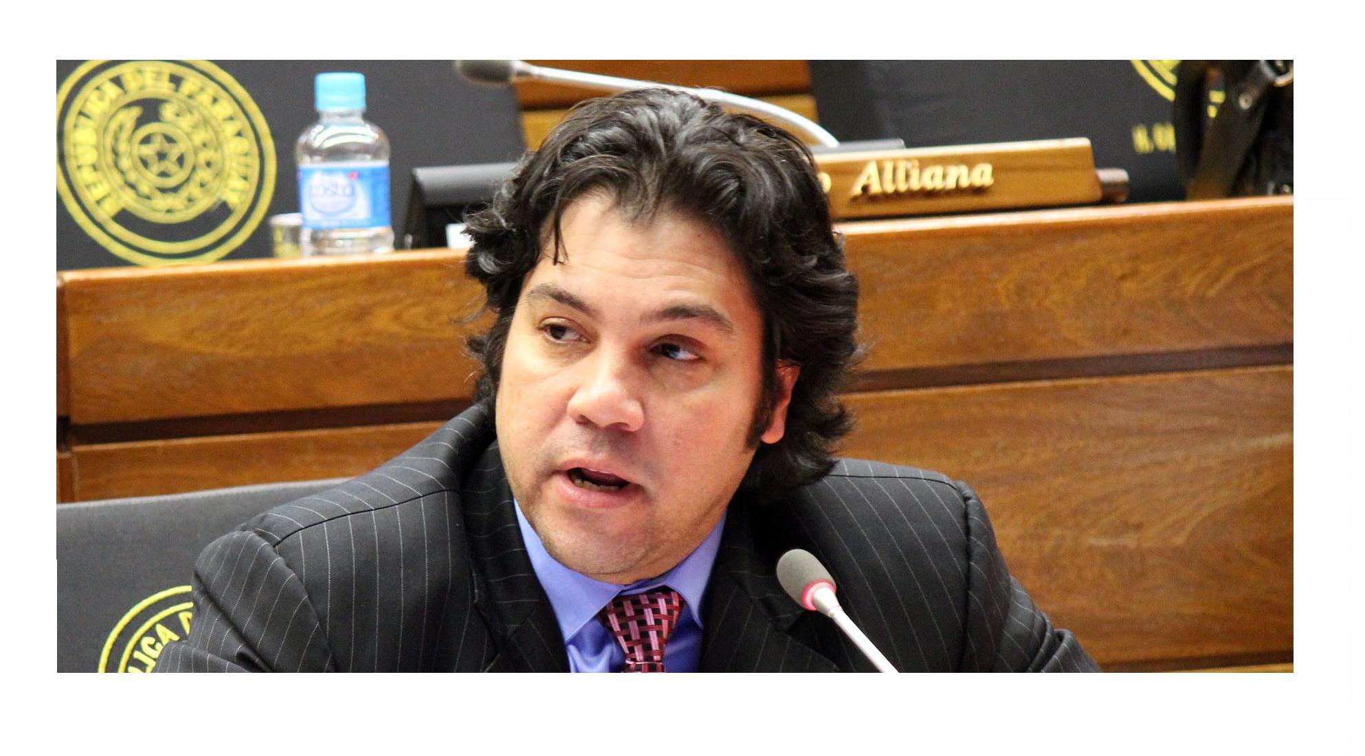 Óscar Tuma dice que la Corte es la que “puede determinar” si enmienda es legal o no