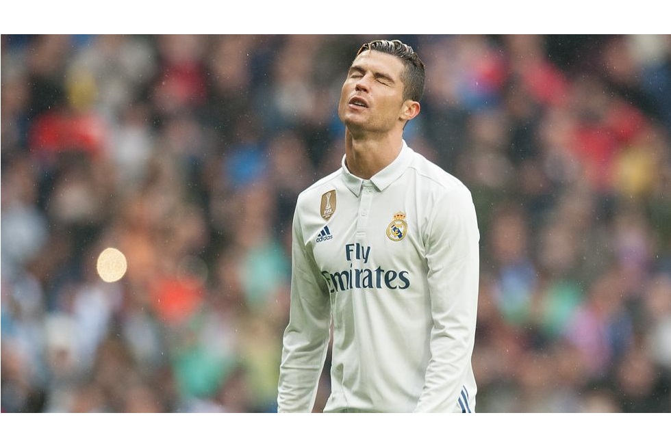 Der Spiegel cargó otra vez contra Cristiano Ronaldo: aportó documentos de la presunta violación