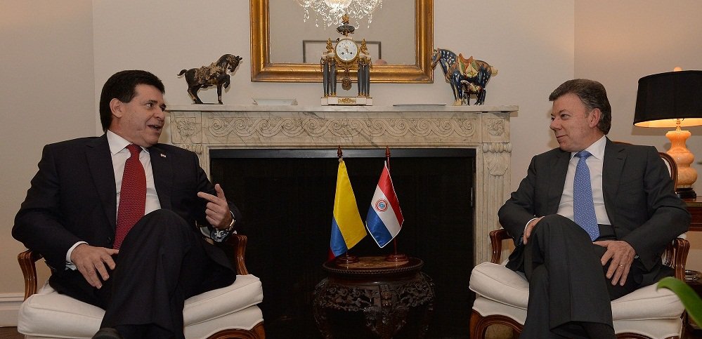 Presidente colombiano llega hoy a Paraguay y mañana se reúne con Cartes