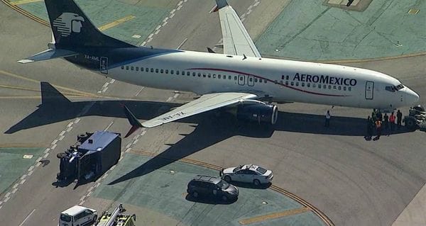 Un choque de avión con un camión dejó ocho heridos en Estados Unidos