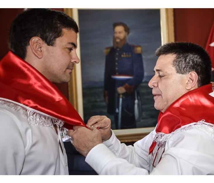 Diputado critica candidatura de Santiago Peña: “Representa la hipocresía moral en política”