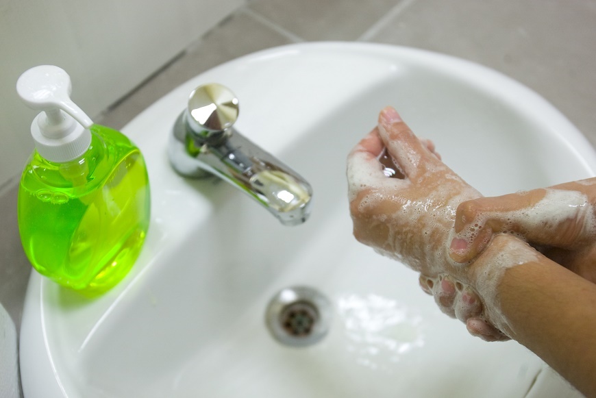 La higiene de manos en el momento adecuado salva vidas