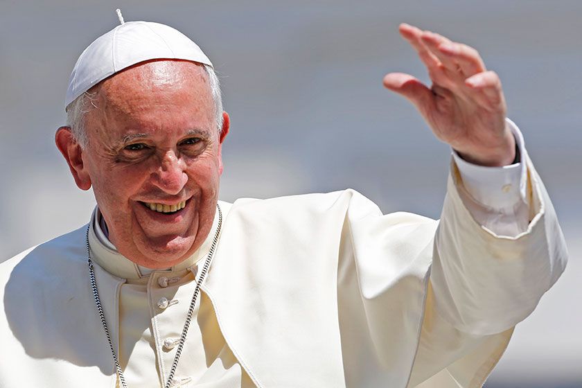 Papa Francisco felicita a Paraguay