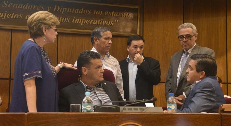 Senadores tratarán ‘ley antinarco’