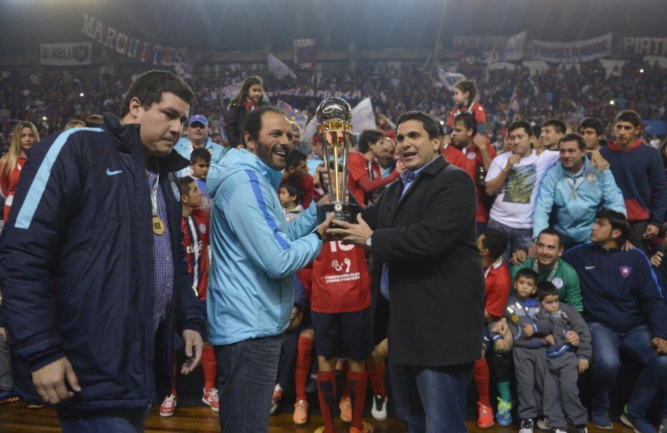 Cerro Porteño defiende hoy su Copa Libertadores