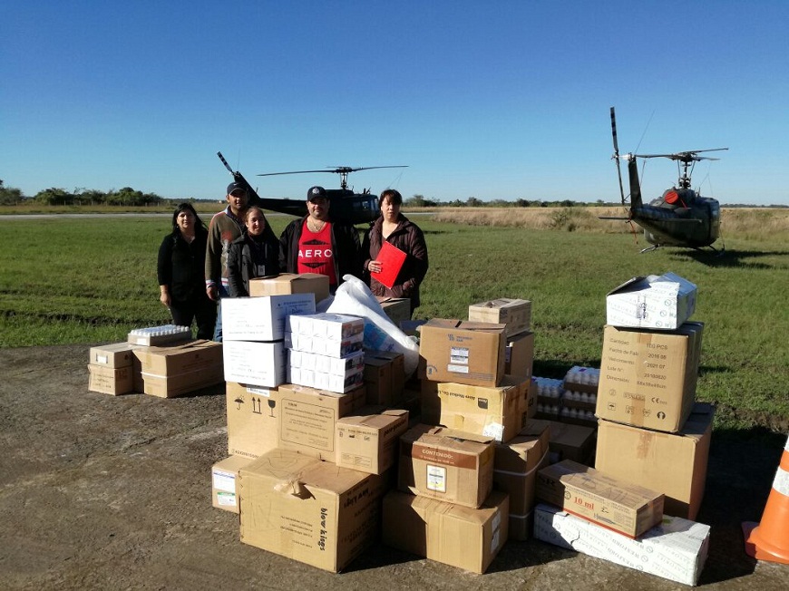 Por aire llevan medicamentos a zonas más castigadas de Ñeembucú